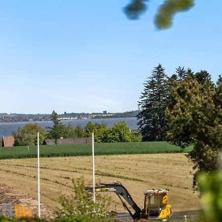 3 Bedroom Awesome In Vakantiehuis *