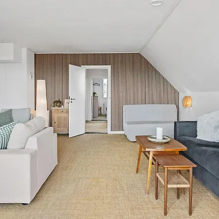 3 Bedroom Awesome In