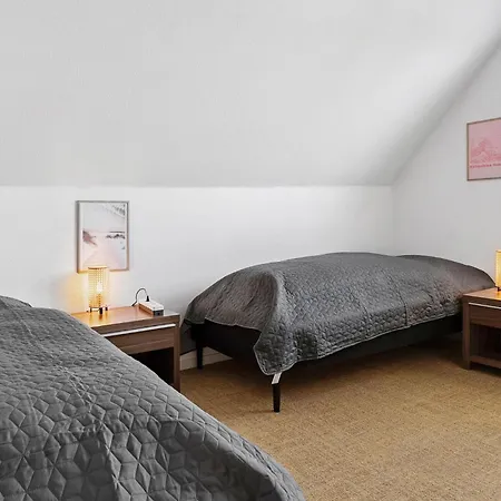 Vakantiehuis 3 Bedroom Awesome In *