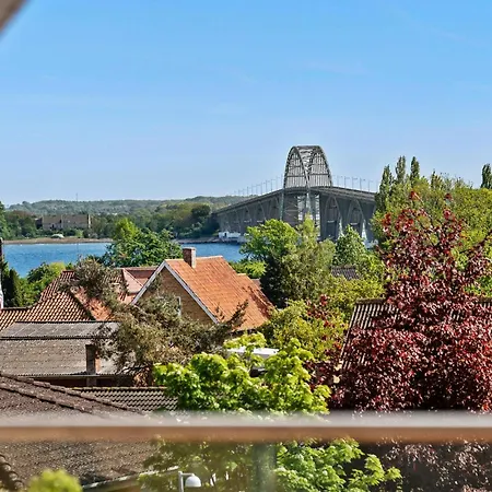 3 Bedroom Awesome In Vakantiehuis Kalvehave (Zealand)