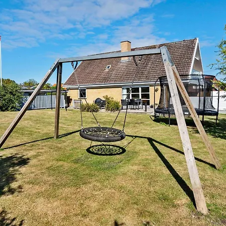 3 Bedroom Awesome In Vakantiehuis