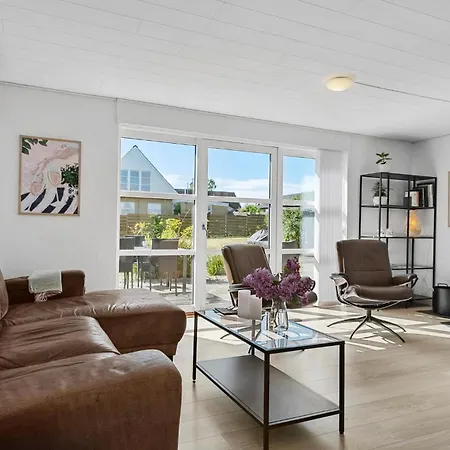 Vakantiehuis 3 Bedroom Awesome In Kalvehave (Zealand)